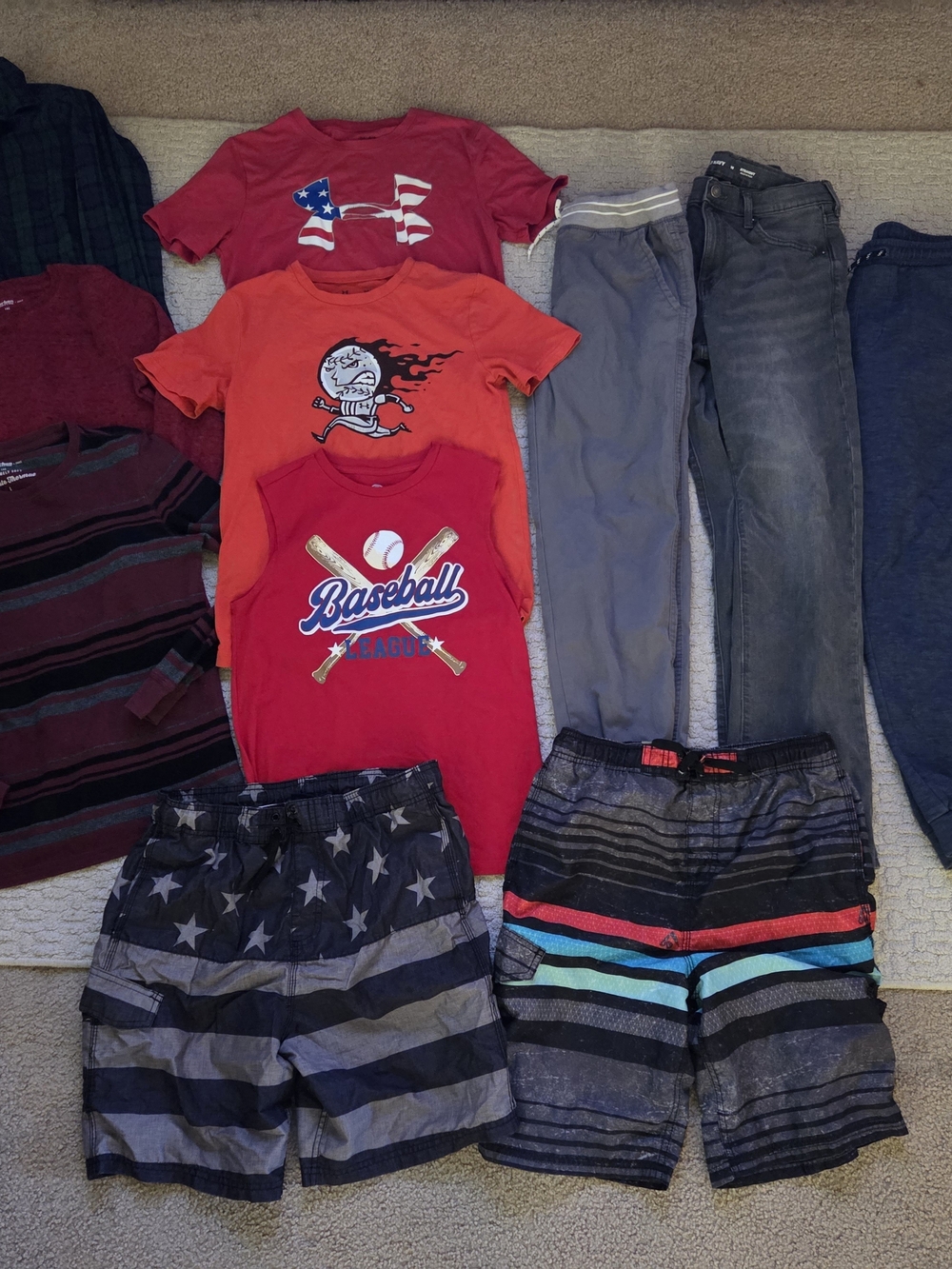 11 Item Lot Of Boys Large Clothing (14/16)